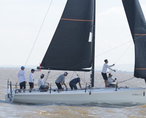 Barco Kanaloa, de Airton Schneider, durante a XXVIII Copa Cidade de Porto Alegre. Foto: Cláudio Bergman